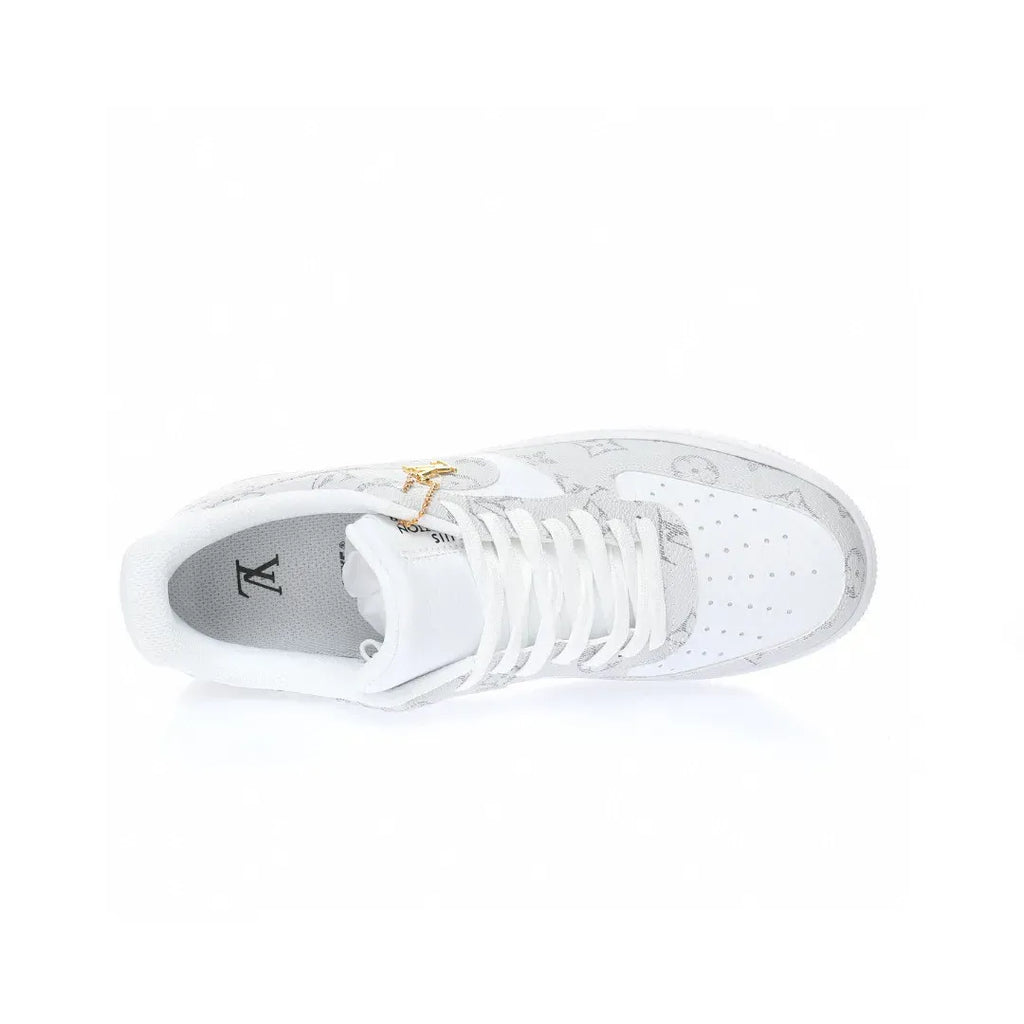 【Not Released in Europe/America】Extremely Hard to Obtain LOUIS VUITTON X NIKE AIR FORCE 1 White Grey【Cash on Delivery】