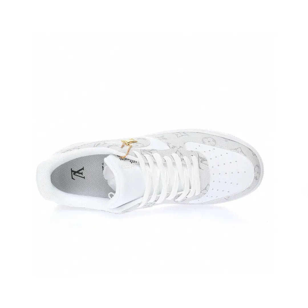 【Not Released in Europe/America】Extremely Hard to Obtain LOUIS VUITTON X NIKE AIR FORCE 1 White Grey【Cash on Delivery】