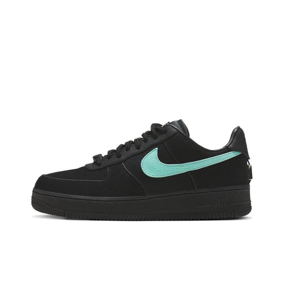 Limited to 30 Pairs! Ends When Sold Out!【Nike (Nike) | Official Site】★Worldwide Shipping Included★ The Collaboration That Shook the World★ Ultra Popular Items Featured in Magazines, TV, and Movies