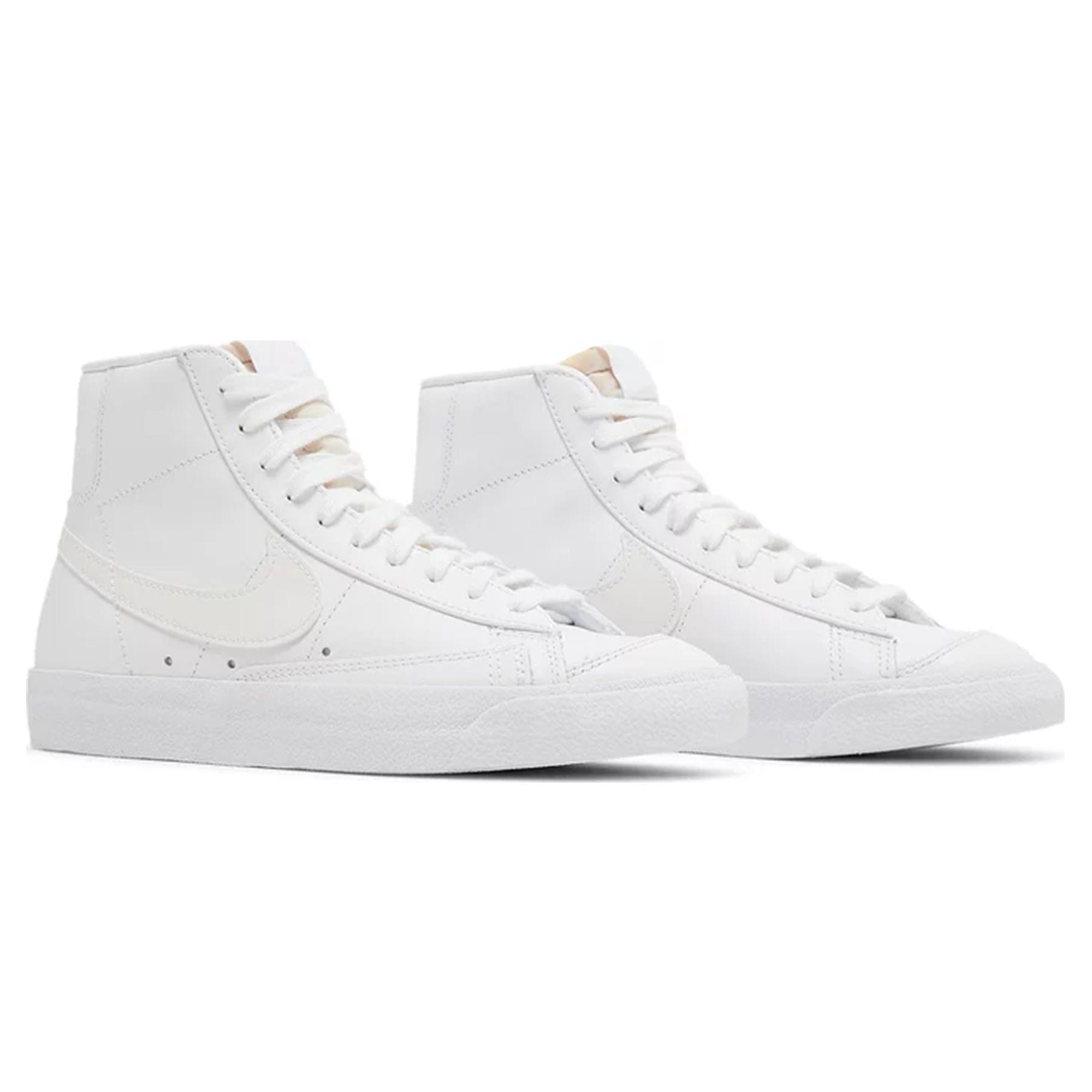 Nike Blazer '77 Vintage Mid Wmns 'Triple White'