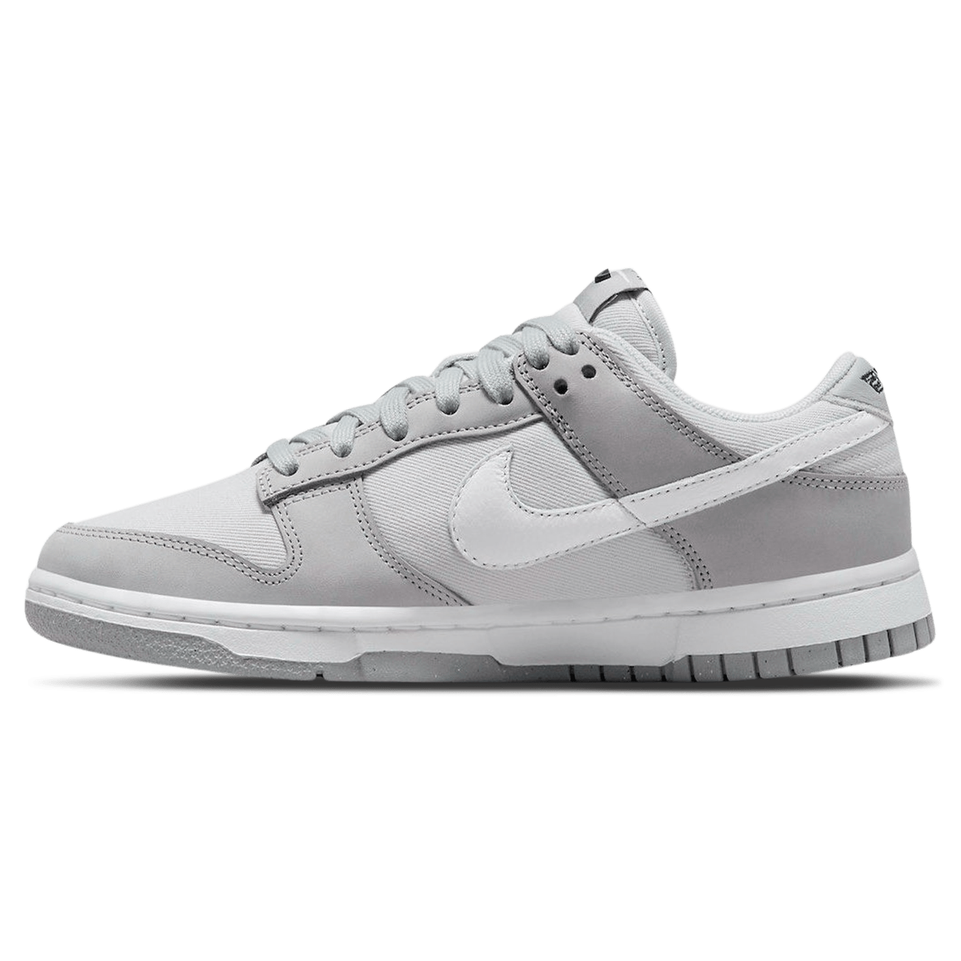 Nike Dunk Low Wmns LX 'Light Smoke Grey'