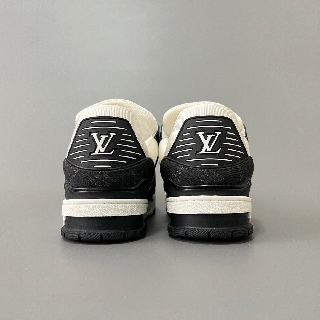 Highly Popular! LOUIS VUITTON TRAINER SNEAKER Trainer Line Sneakers
