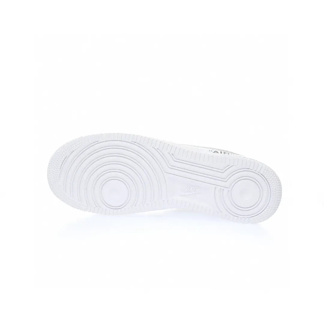 【Not Released in Europe/America】Extremely Hard to Obtain LOUIS VUITTON X NIKE AIR FORCE 1 White Grey【Cash on Delivery】
