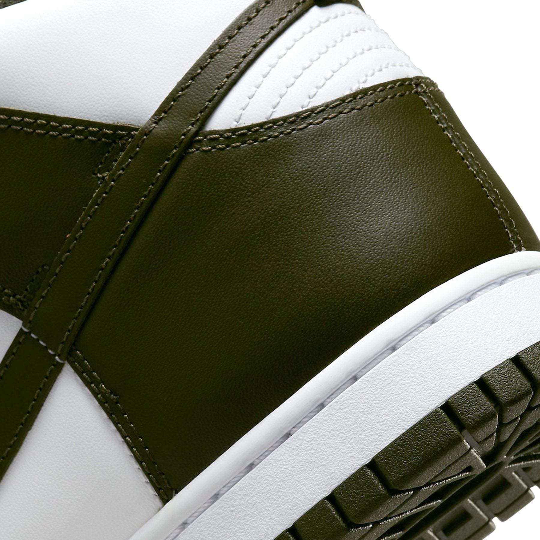 Nike Dunk High 'Cargo Khaki'