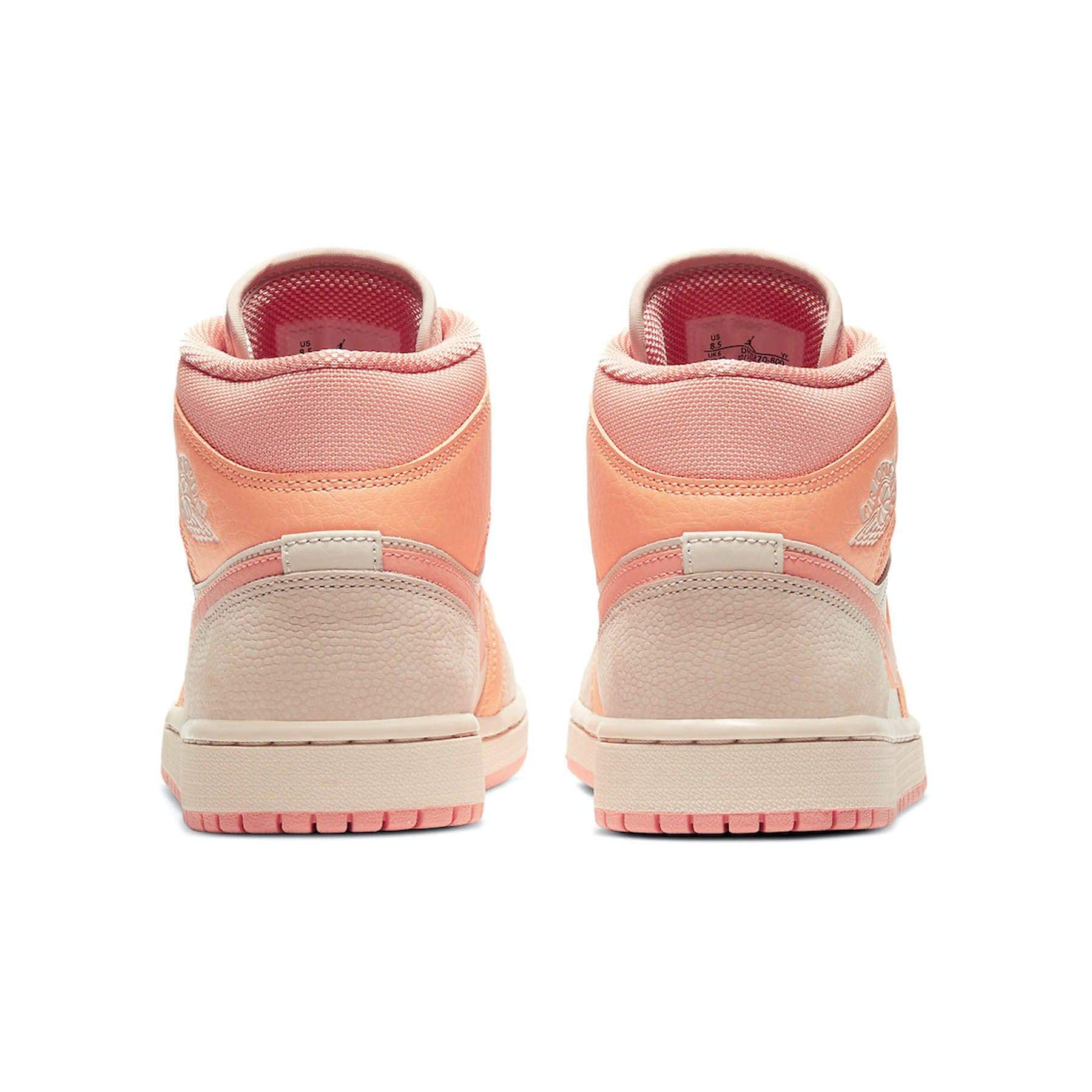 Air Jordan 1 Wmns Mid 'Apricot'
